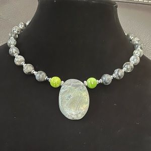 Choker Necklace Pendant Labradorite Stone & beads